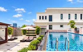 Aspira Hana Executive Suite Thonglor Hotel